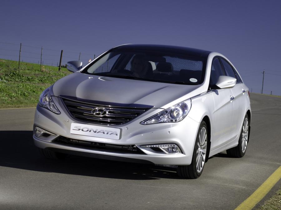  Hyundai Sonata 2013 года  (ZA) (фото 5 из 15)